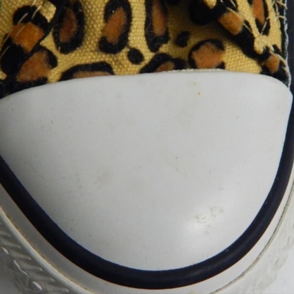 Converse Low OX Leopard Flocked Sneakers - Picture 7 of 8